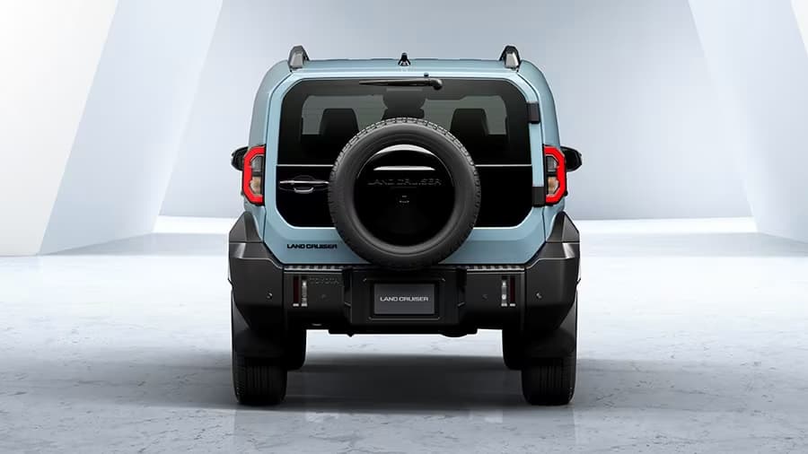 Toyota New Land Cruiser FJ